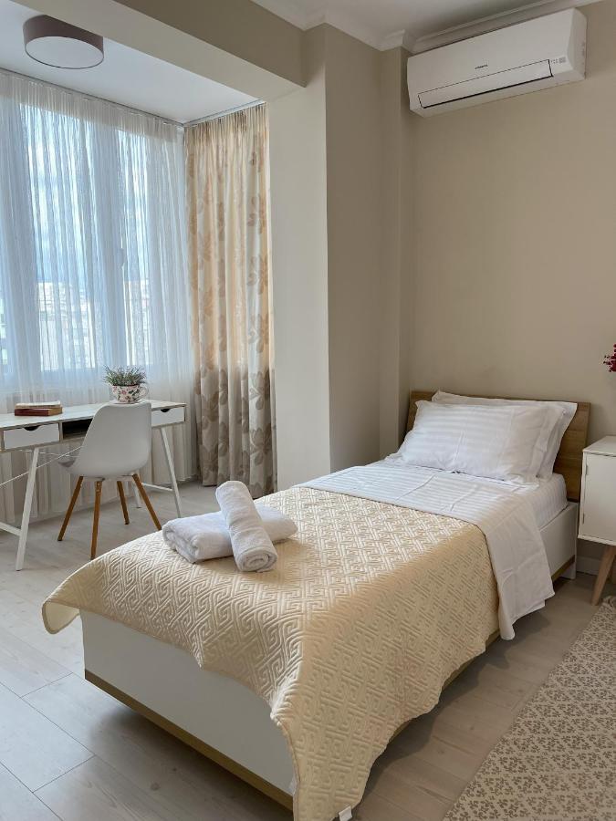 Grand New Bazaar Apartment ティラナ エクステリア 写真
