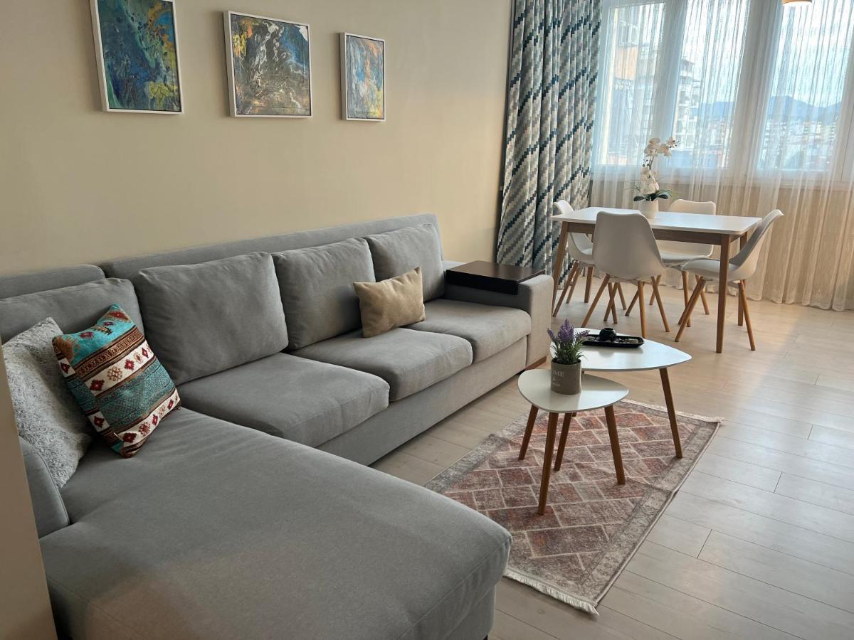 Grand New Bazaar Apartment ティラナ エクステリア 写真