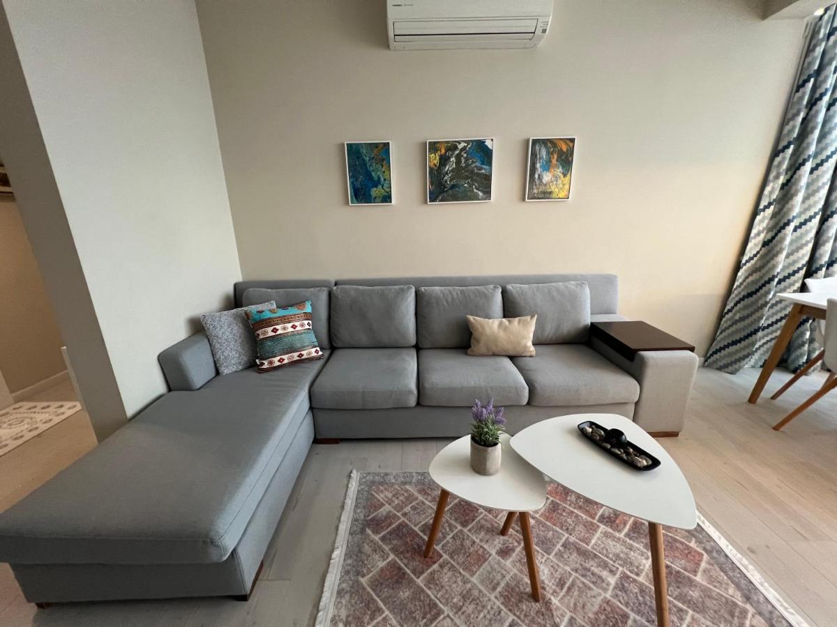 Grand New Bazaar Apartment ティラナ エクステリア 写真
